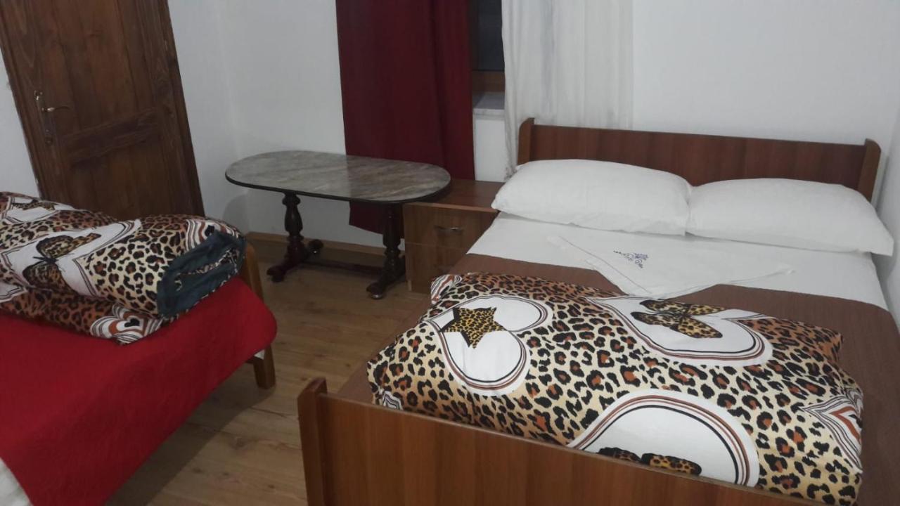 Guest House “ Center Theth “ Екстер'єр фото