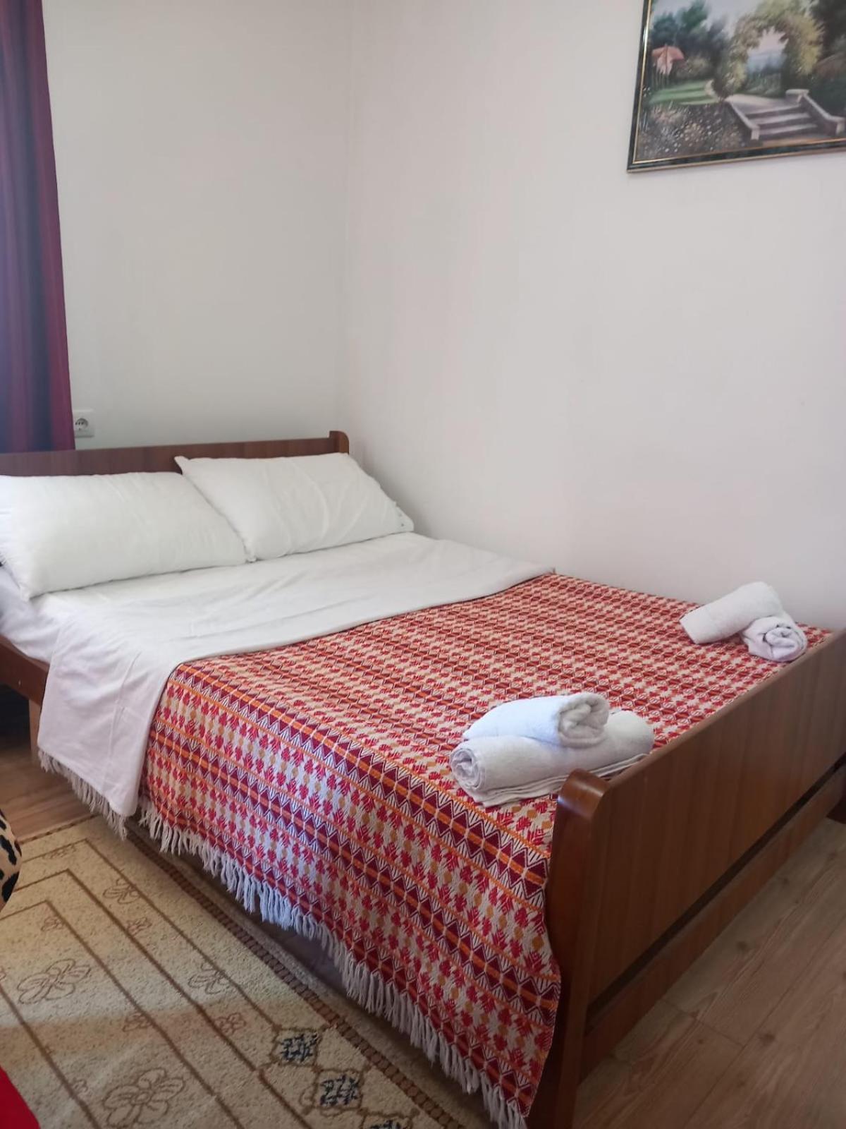 Guest House “ Center Theth “ Екстер'єр фото